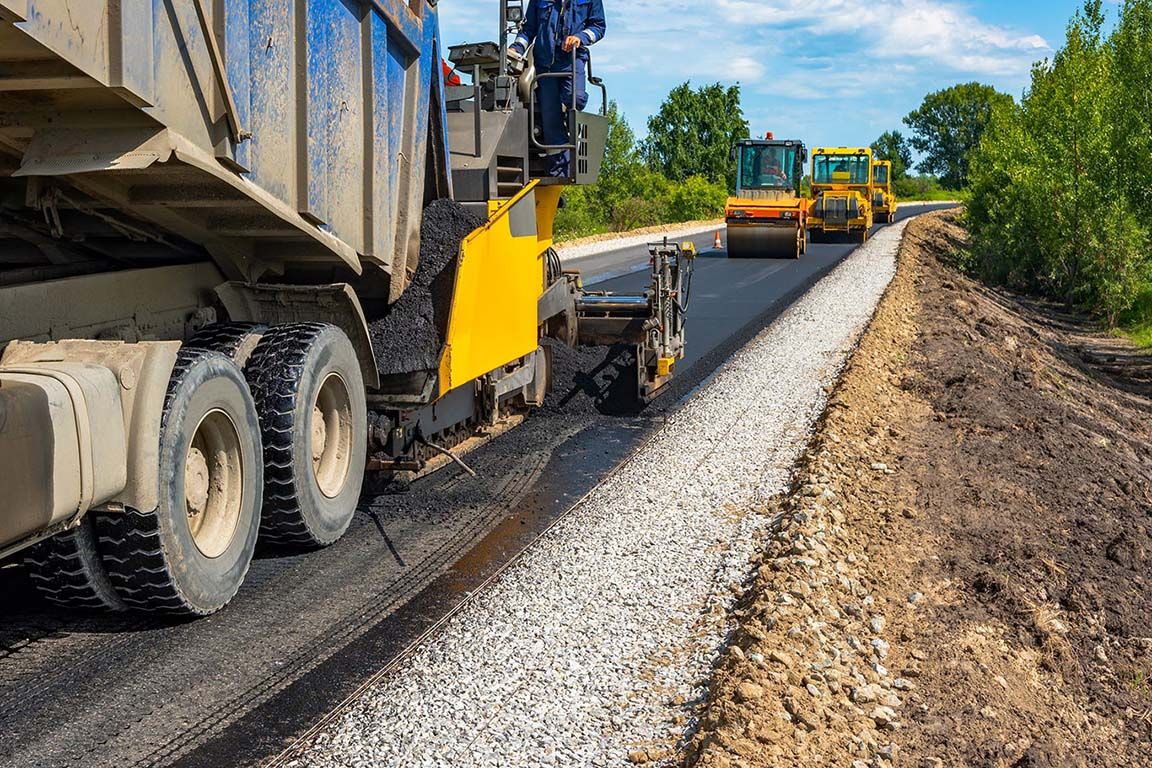 Roadway Construction projects utilize Posillico Materials' 3/4" Clean Crushed Stone Blend in bituminous concrete (blacktop)