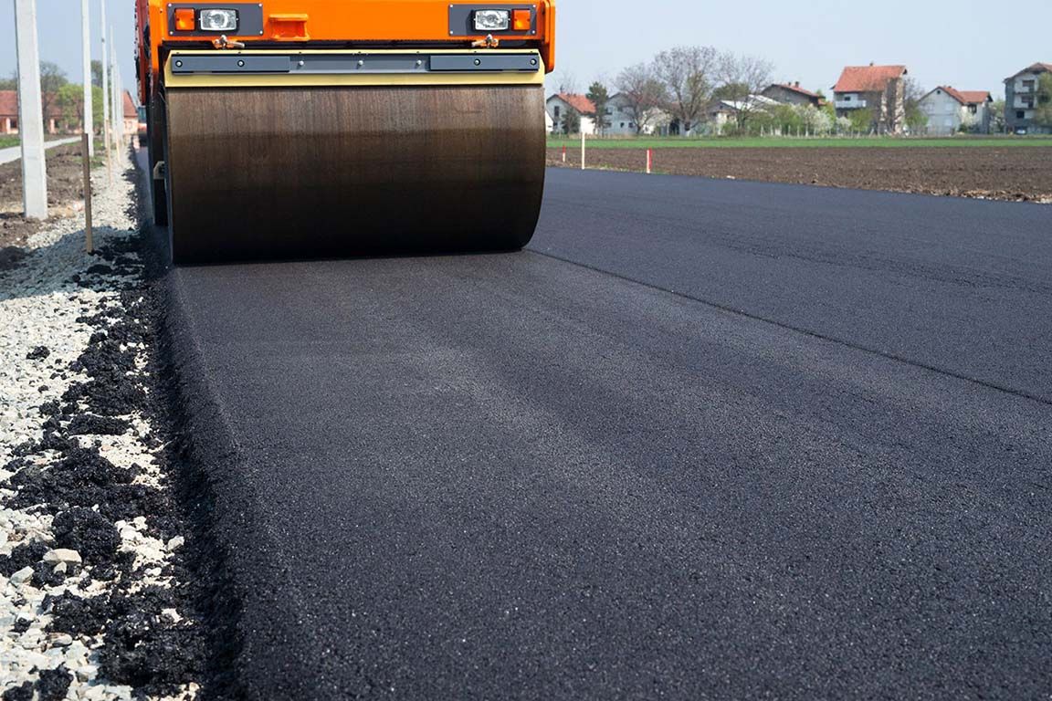 Asphalt mix utilizes Posillico Materials' Commercial 3/4" Gravel for road paving 